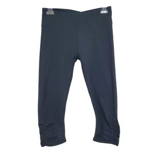 Fabletics Black Ruched Capri Leggings